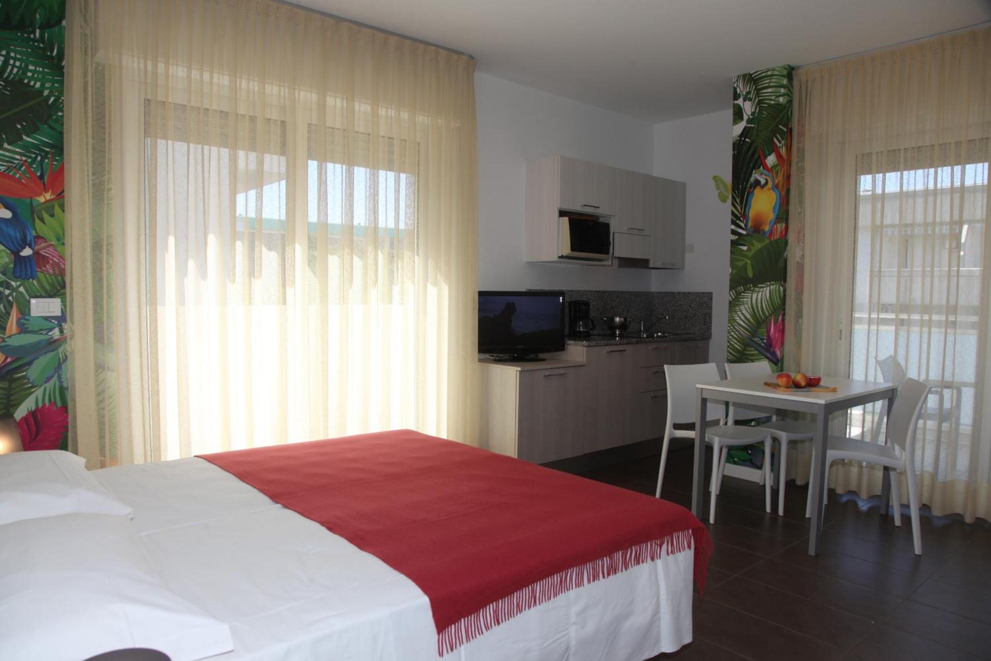 Hotel Luciana Bibione Buitenkant foto