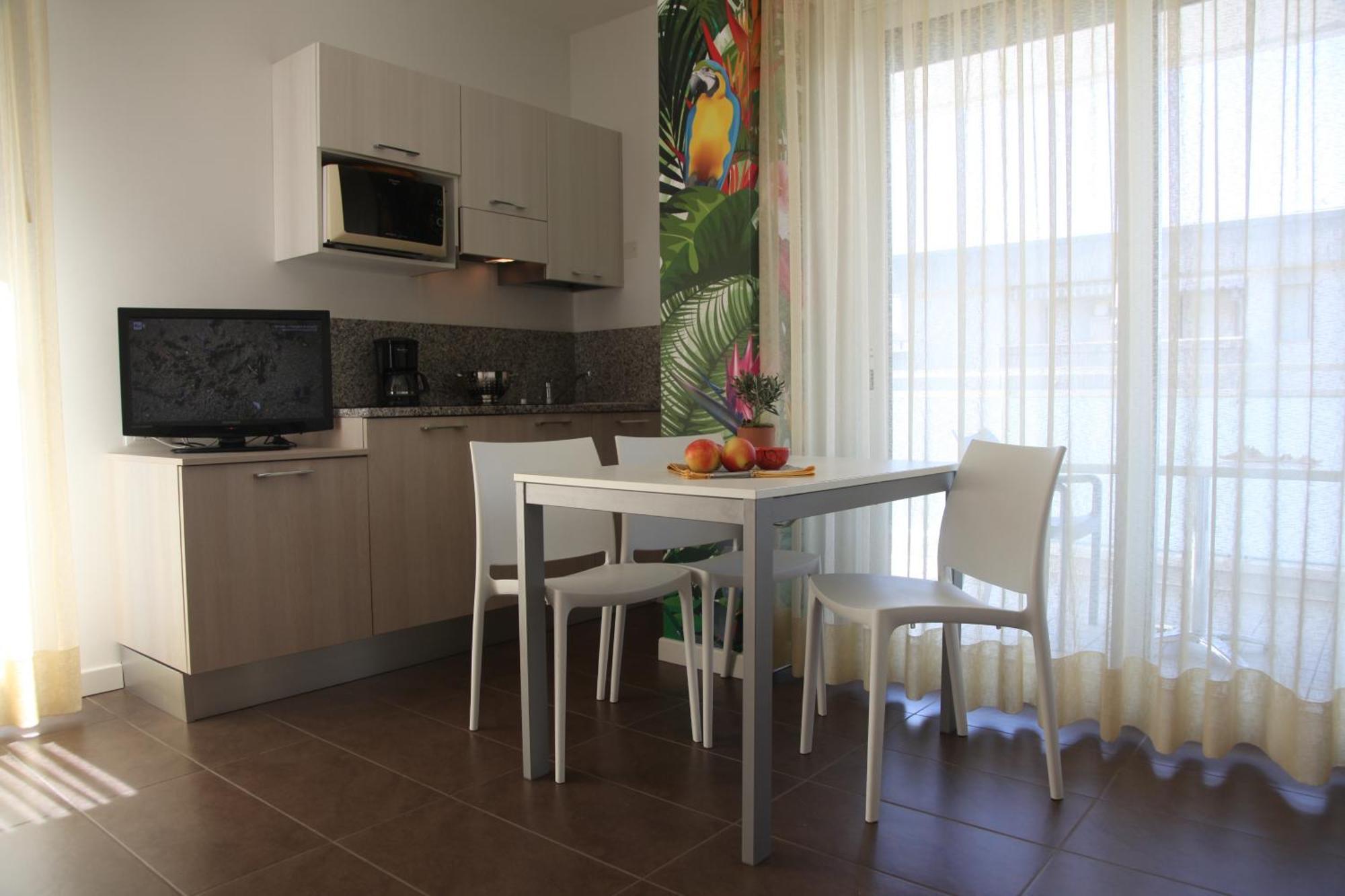 Hotel Luciana Bibione Buitenkant foto